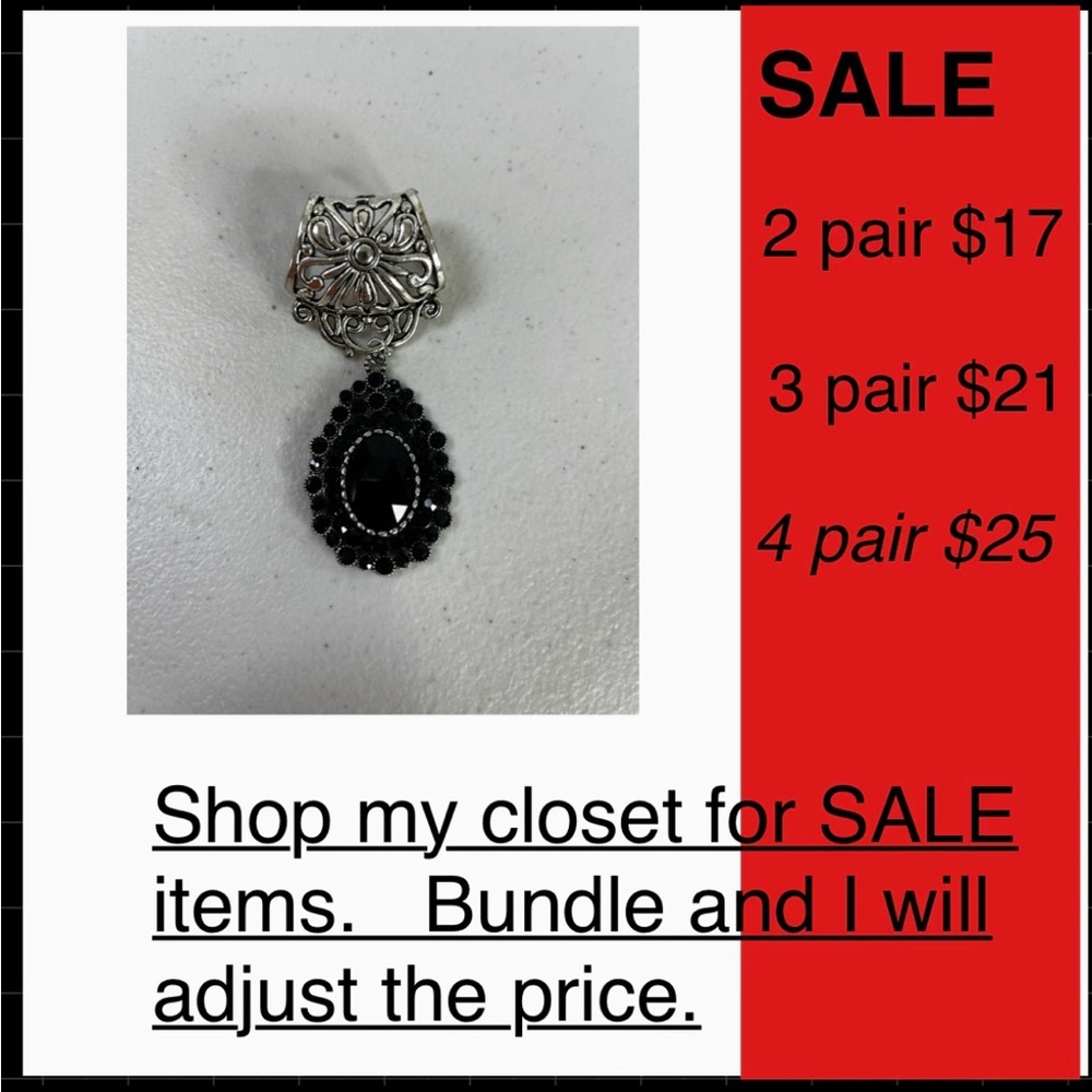Elegant Silver toned scarf slide/bail  with Black Pendant - scarf jewelry NWOT